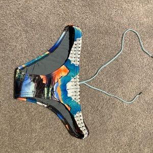 Jolyn patterned small swim bottoms with string
